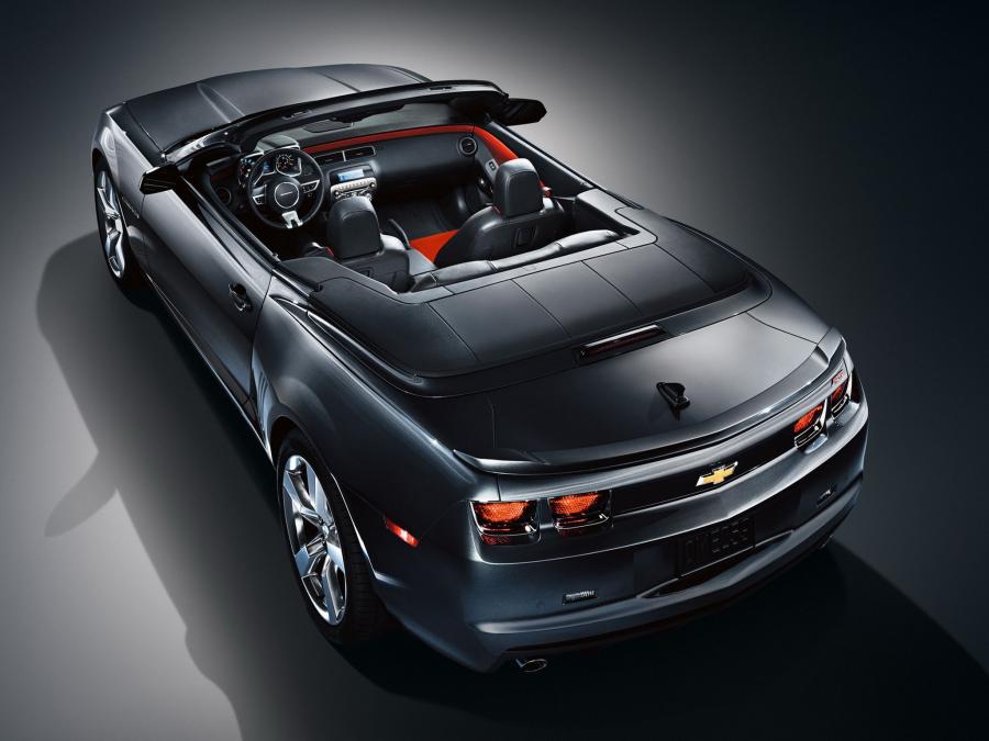  Chevrolet Camaro RS Convertible 2010 года  (фото 8 из 11)